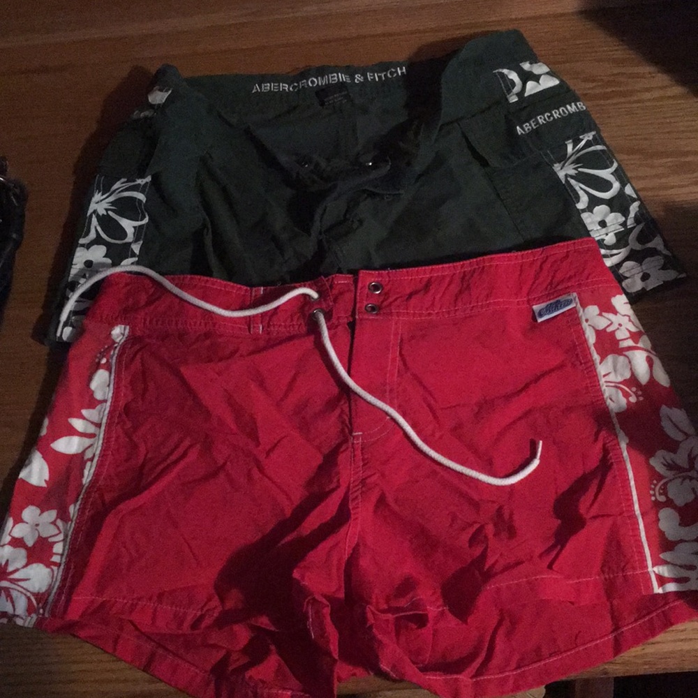 Beach shorts (Abercrombie)